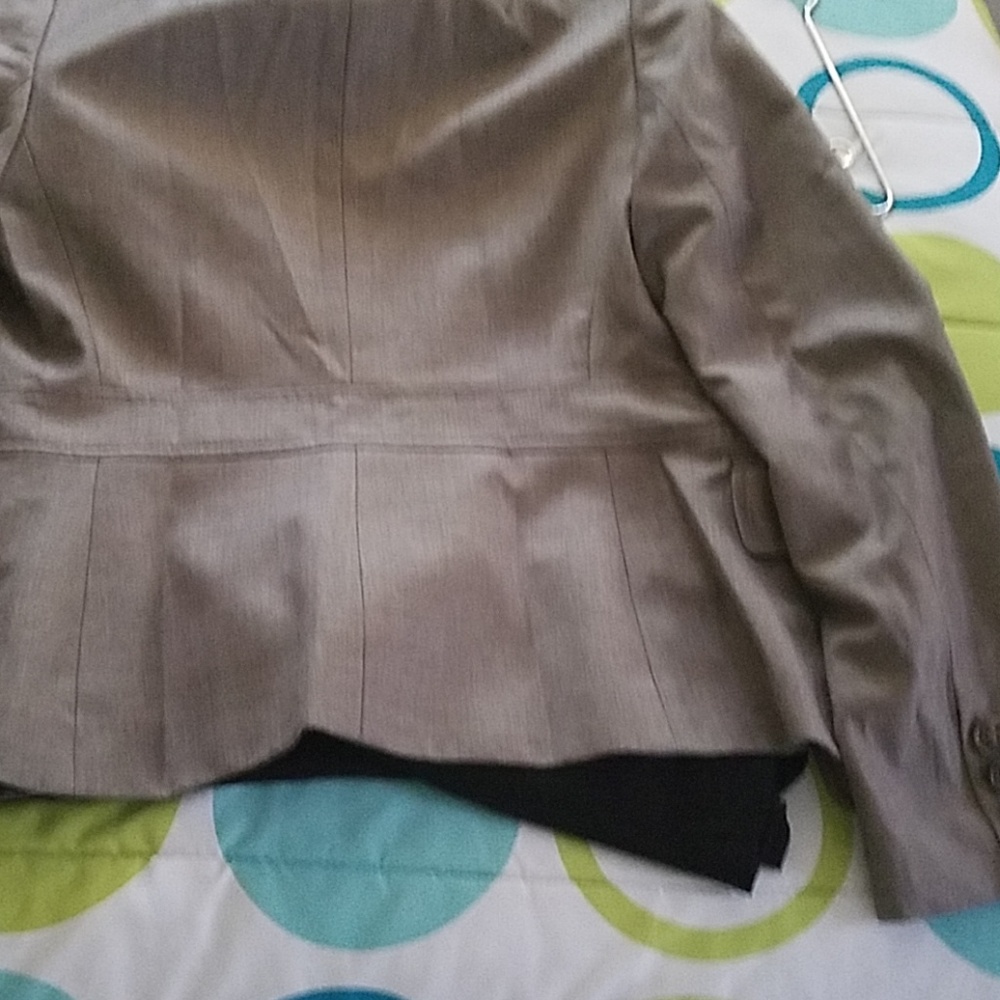 Blazer - Picture 2 of 2